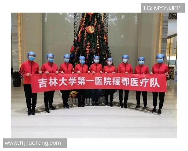 足球明星慷慨解囊为武汉抗疫捐款展现大爱精神